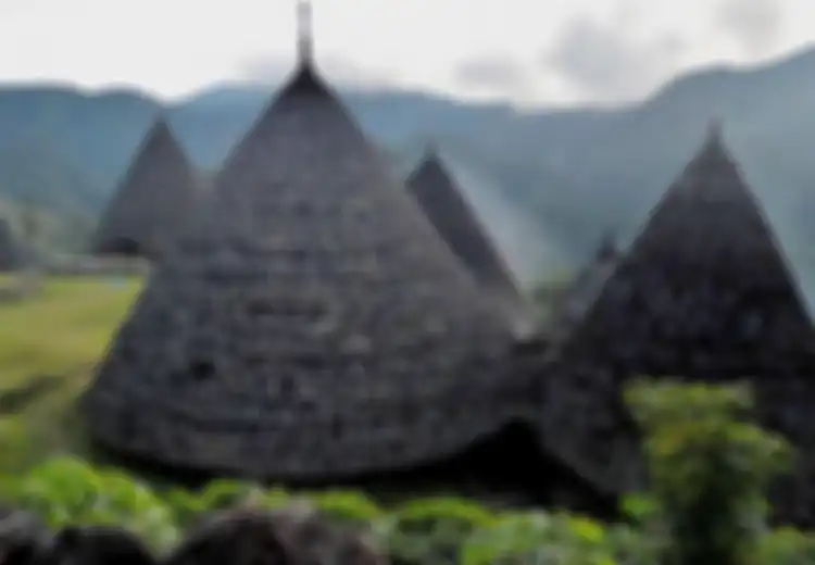 Keindahan Wae Rebo, Desa di Atas Awan dengan Warga yang Penuh Kehangatan