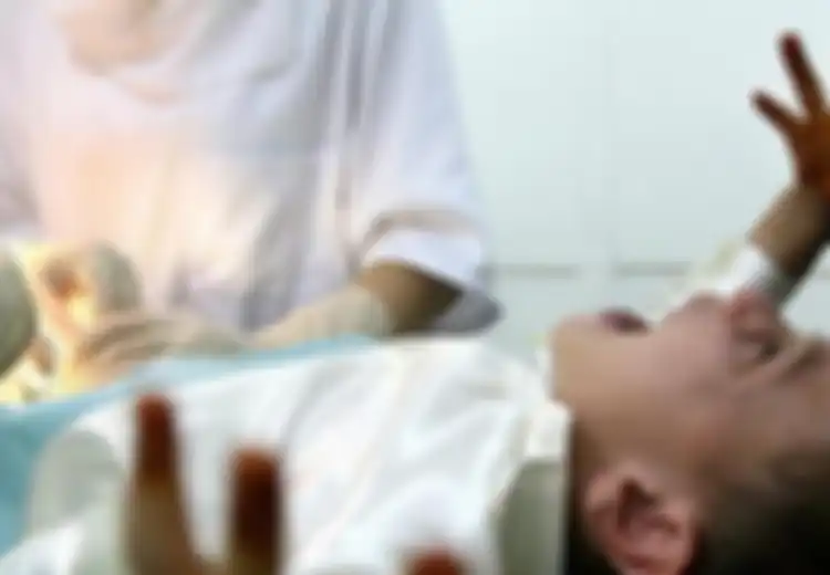 Viral, Bocah Asal Solo 'Disunat Jin', Seperti Ini Pandangan Pakar Medis