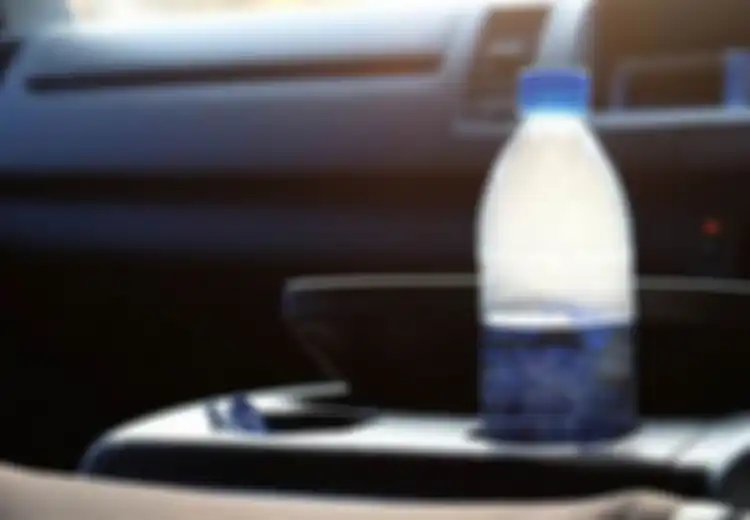 Air Minum Kemasan yang Ditinggal di Mobil Berbahaya? Ini Tanggapan BPOM