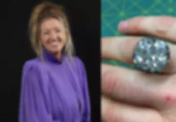 Dulu Wanita Ini Beli Cincin Murah, Tak Disangka 33 Tahun Kemudian Cincin Itu Dihargai hingga Rp13 Miliar, Kok Bisa?