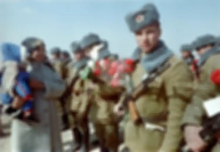 Hanya Karena Lelah Berperang, Pasukan Soviet Mundur dari Afghanistan Setelah Berperang Selama 30 Tahun