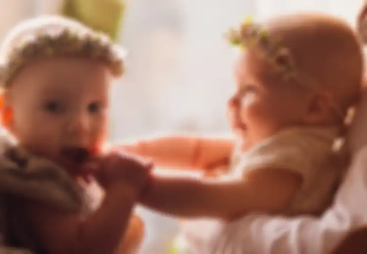 Wanita 25 Tahun Lahirkan 7 Bayi Kembar, Bisakah Memiliki Anak Kembar Jika Tidak Punya Keturunan Kembar?