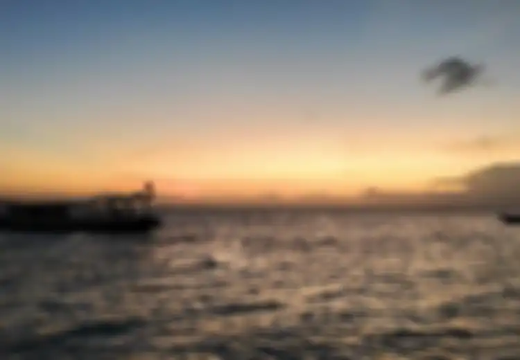Senja Jingga di Gili Air Selalu Bikin Hati Berdesir-desir