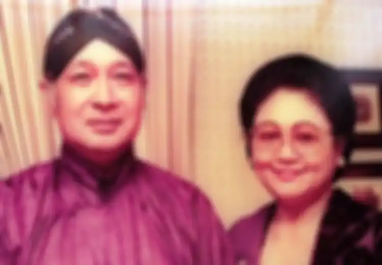 Kisah Cinta Pak Harto dan Bu Tien, Saling Mencintai Tanpa Hiruk pikuk