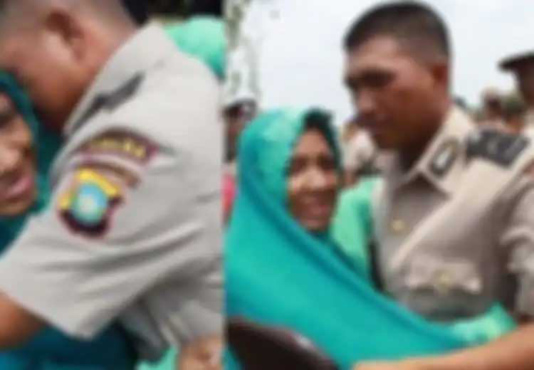 Buktikan Jadi Polisi Tanpa Nyogok, Anak Pemulung Sujud di Kaki Ibu