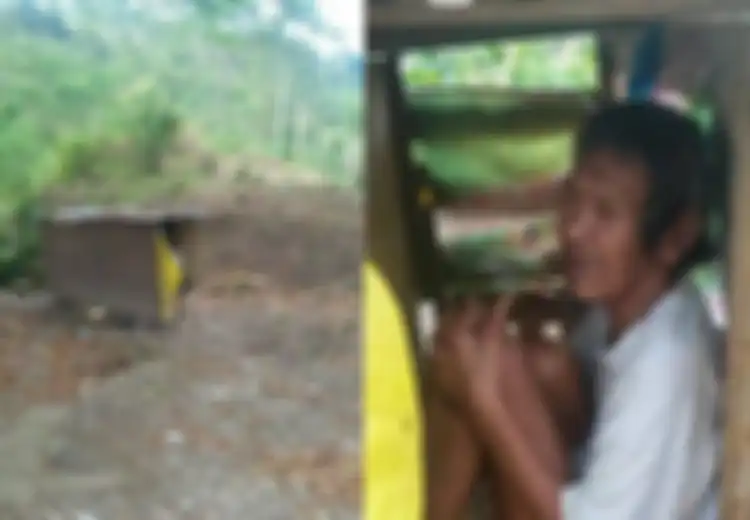 Menyedihkan, Kakek Ini Tinggal Sebatang Kara di Kotak  0,9 Meter