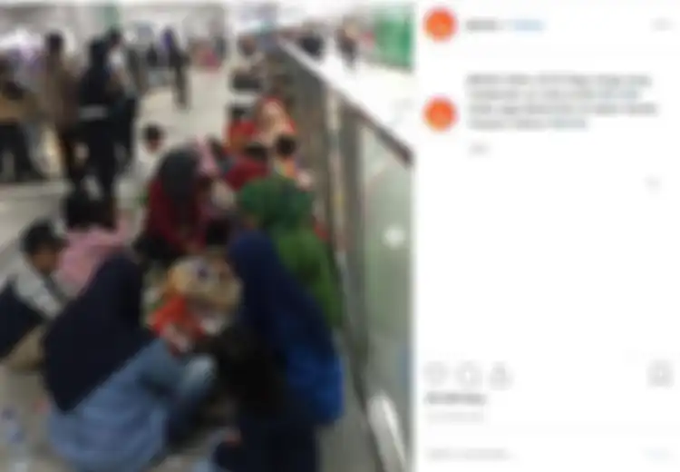 Baru Uji Coba, Penumpang MRT Jakarta Sudah Tidak Tertib, Ada yang Bergelantungan Hingga 'Piknik'