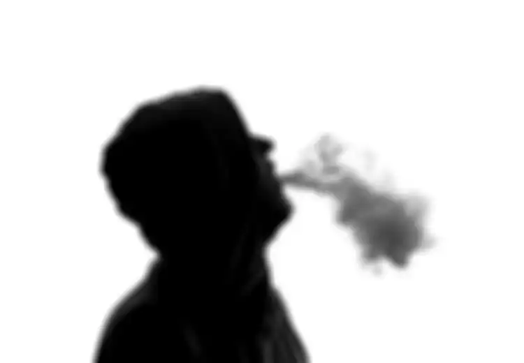 Menyebalkan! Kedatangan Tamu yang Perokok, Begini Cara Lenyapkan Bau Asap Rokok yang Menempel di Pakaian dan Rambut, Coba Yukk….