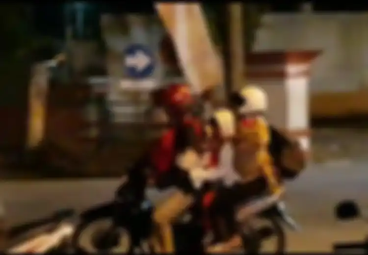 Kisah Yoan Heru, Pemudik Pemalang-Surabaya yang Naiki Motor Tua Bersama Istri dan Ketiga Anaknya