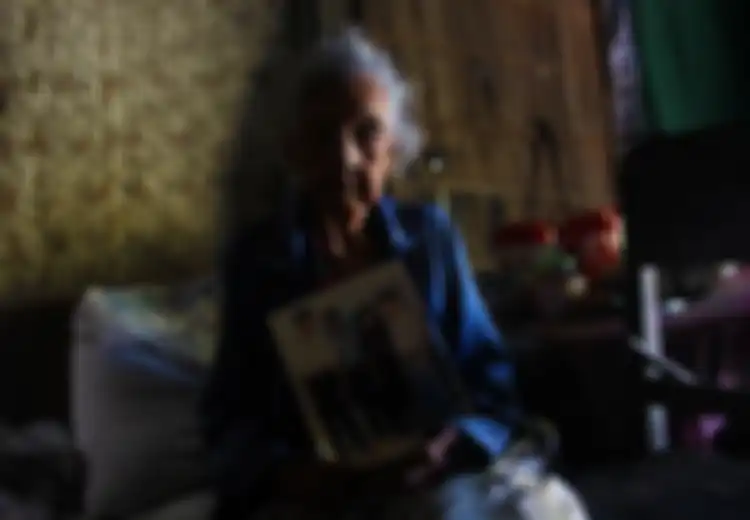 Sudah 20 Tahun, Nenek 98 Tahun Ini Menunggu Anak Bungsunya Pulang Saat Lebaran