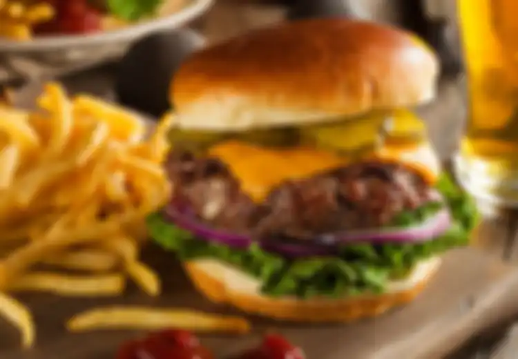 Studi Kesehatan: Bukan Cuma Bikin Gemuk, Makanan Berlemak Juga Bisa Sebabkan Gangguan Mental