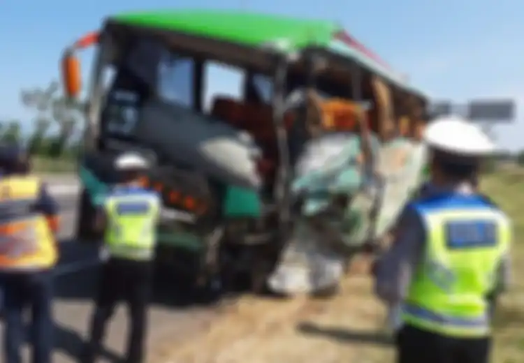 Kecelakaan Maut Tol Cipali Tewaskan 12 Orang, Sosok Amsor yang Serang Sopir Disebut Sebagai Penyebabnya