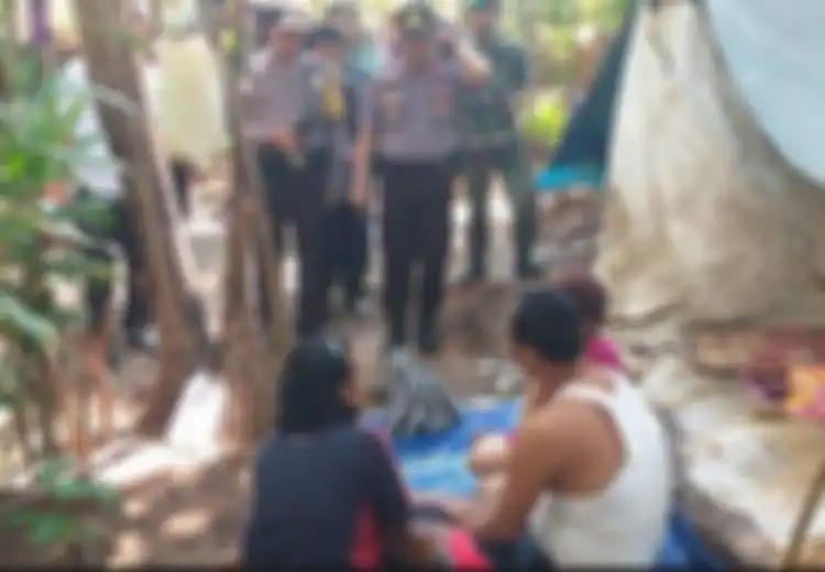 Mengaku Mendengar 'Bisikan Gaib', Ibu dan Anak  Ini Pindah Ke Hutan dan Hanya Sedikit Bicara Karena Lakukan Ini