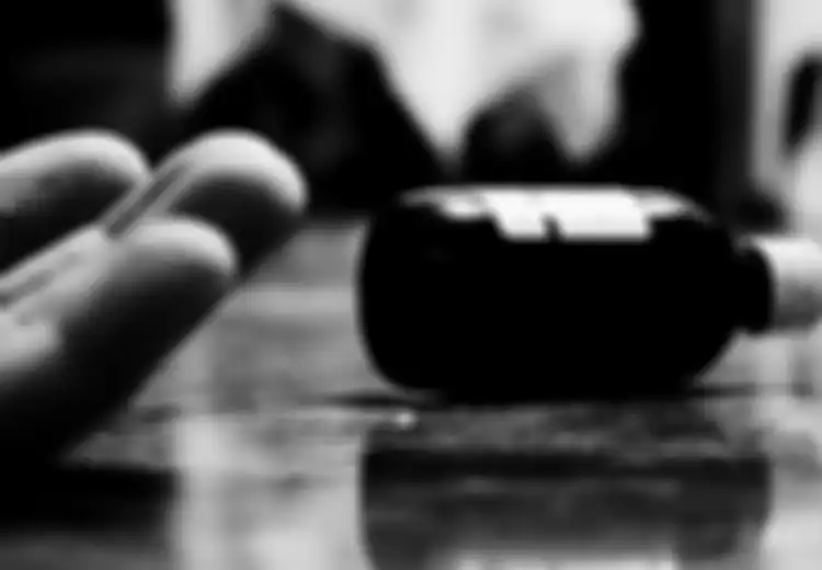 Suaminya Meninggal Dunia dengan Tragis, Mantan Penyanyi Wanita Ini Mengatakan Dirinya 'Sangat Gembira'