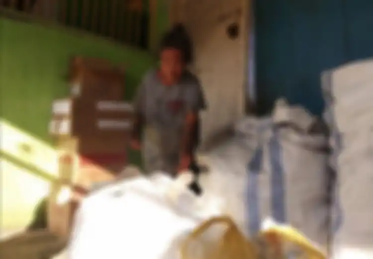 Kisah Neneh Sahnun, Kumpulkan Uang selama 5 Tahun dari Hasil Memulung Demi Beli Sapi Untuk Kurban