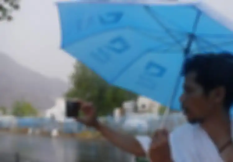 (Foto) Momen Langka Saat Hujan Deras Guyur Arafah Saat Wukuf pada Puncak Ibadah Haji
