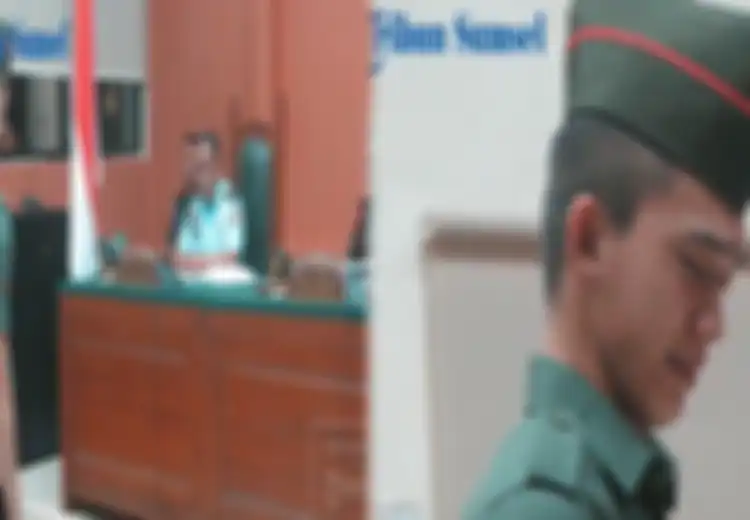 Dituntut Penjara Seumur Hidup dan Dipecat dari Satuan TNI, Prada DP Menangis di Tengah Ruang Sidang