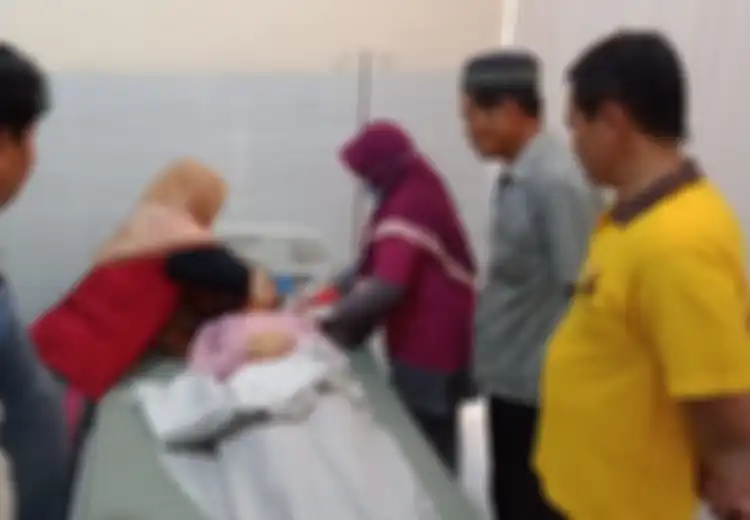 Meninggal Seketika dalam Pelukan Kekasih, Keluarga Wanita Asal Rembang Ini Tolak Autopsi