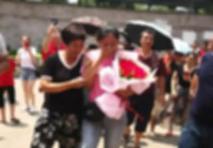 Diculik Sejak Balita, Seorang Wanita Bersatu Kembali dengan Orang Tuanya Setelah 30 Tahun Dalam Pertemuan yang Mengharukan