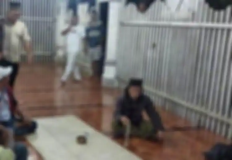 Kisah Orang Asing Mendadak Minta Jadi Imam Salat Magrib di Aceh Tapi Bacaannya Tidak Fasih, Warga Dibuat Terkejut Setelah Mengetahui Identitasnya