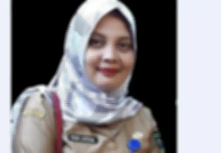 Kisah Perjuangan Kepala Sekolah Termuda, Freni Listiyan: 'Banyak Orang Tidak Percaya Saya Hanya Anak Seorang Sopir'