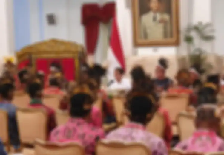 Jokowi Janjikan 1000 Sarjana Papua Dipastikan Jadi Pegawai BUMN, Ini 'Senjata' Jokowi untuk Memenuhi Janjinya Tersebut
