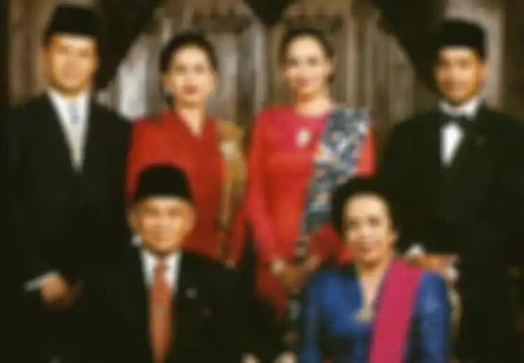 Ainun di Mata Ilham Habibie: Cukup Lakukan Sentuhan Romantis Ini, Ainun Pasti Mampu Redakan Emosi Habibie yang Meledak-ledak