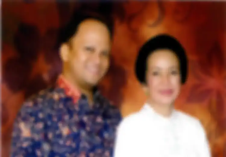 Ainun di Mata Ilham Habibie: Ibuku yang Mungil Rela Mengerjakan Semua Tugas Rumah Tangga Bahkan Jadi 'Sopir Pribadi'