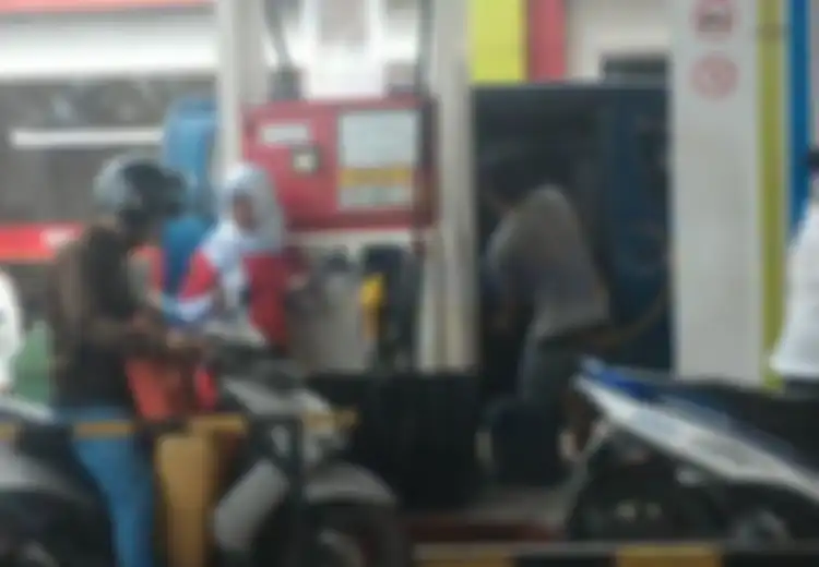 Viral Pengendara Protes Tak Dilayani Saat Beli Bensin: Tak Bisa Sembarangan, Ini Syarat Beli BBM Pakai Jeriken di SPBU