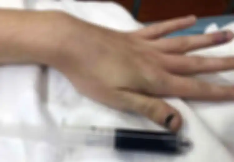Wanita Ini Panik Darahnya Berubah Jadi Biru Disertai dengan Sesak Napas, Tak Disangka Ini yang Terjadi pada Tubuhnya
