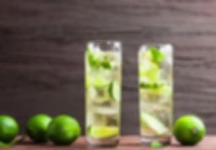 Minum Air Jeruk Nipis Bantu Kecilkan Perut Buncit, Mitos atau Fakta?