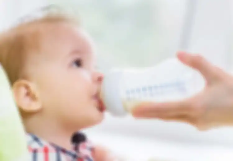 Awas, Kebiasaan Cara Orangtua Beri Minum Bayi Seperti Ini Bisa Sebabkan Infeksi Telinga pada Buah Hati!