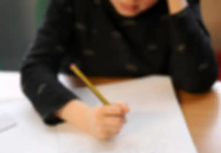 Merasa Soal Matematika Terlalu Kasar, Bocah 10 Tahun Ini Menolak Menjawabnya dan Tulis Pesan Ini untuk Gurunya