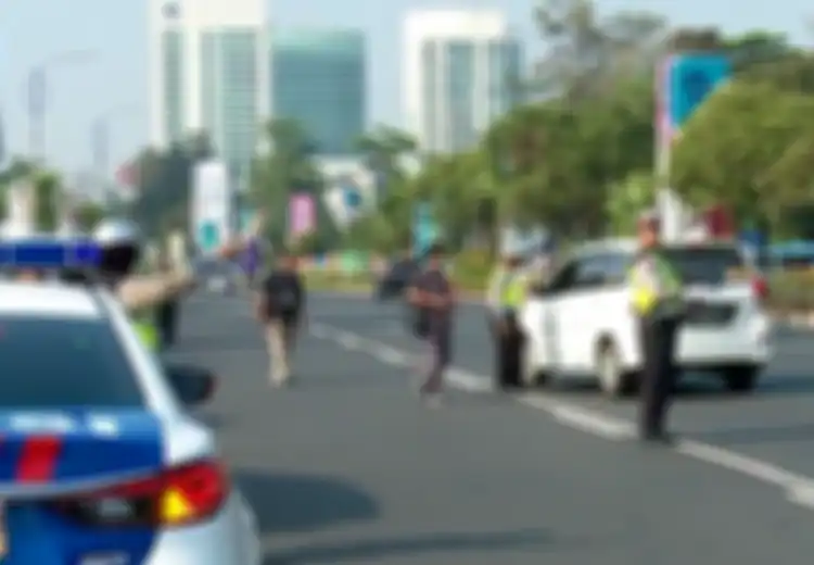 Viral Polisi Kedapatan Langgar Lalu Lintas Pakai Mobil Dinas, Ini Hukuman Khusus yang Harus Diterimanya