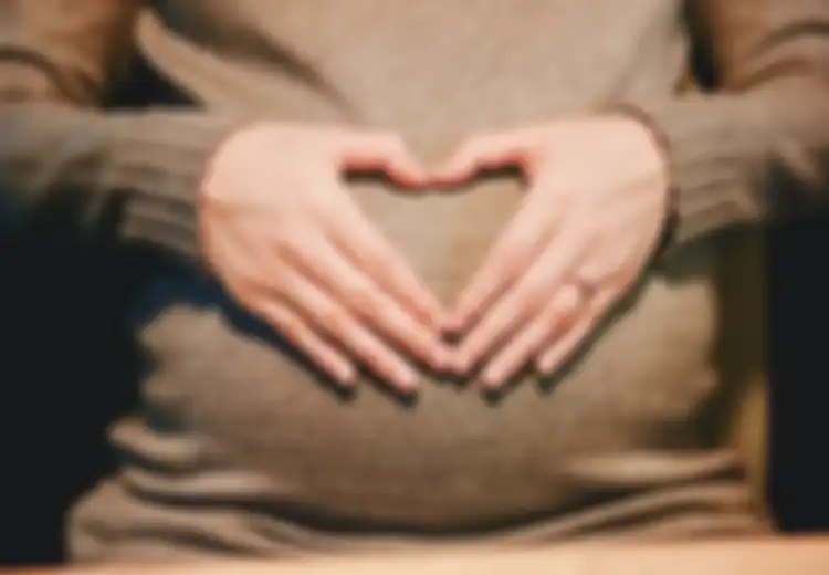 Apa ya Kira-kira yang Dirasakan Bayi Selama di Dalam Rahim dan Saat Persalinan?