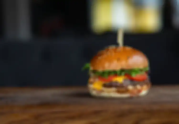 Diskon 50 Persen Hari Ini, Burger King Indonesia Rayakan Hari Ibu