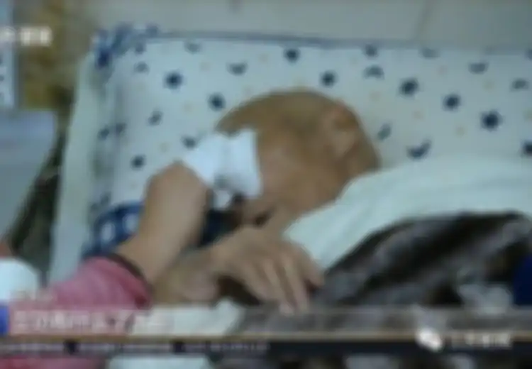 Menyamar Sebagai Orang Biasa dan Sembunyikan Rahasianya pada Anak Istri Selama 70 Tahun, Keluarganya Kaget Begitu Tahu Identitas Asli Kakek 91 Tahun Ini Bukan Orang Sembarangan