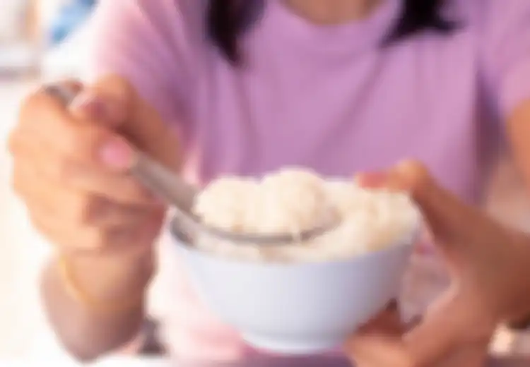 Sering Kita Lakukan, Ternyata Makan Banyak Nasi Saat Sahur Bukannya Membuat Puasa Makin Kuat, Justru Penyakit Ini yang Mengintai