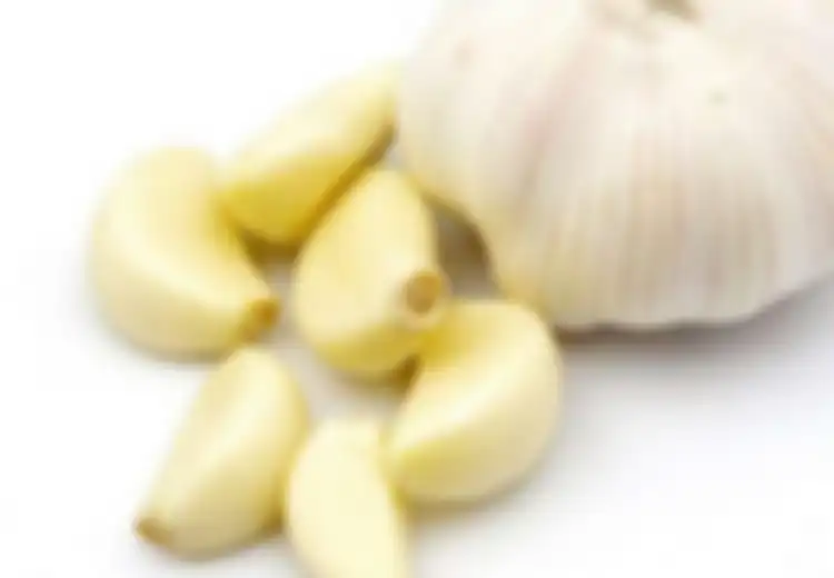 Manfaat Lain Bawang Putih, Keluarkan Duri dari Kulit, Caranya?