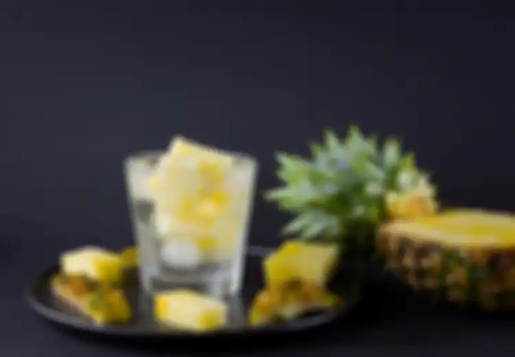 Jangan Ragu Lagi, Ini Dia Manfaat Buah Nanas Direndam Air Panas, Salah Satunya Bantu Turunkan Berat Badan