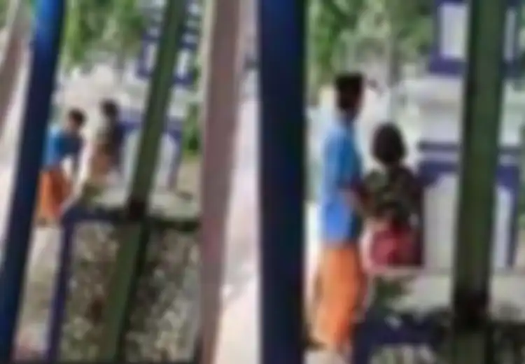 Kesaksian Warga Tentang Pria yang Telanjangi Wanita Siang Bolong di Madura, Bilang Maklum : Saya Beri Makanan