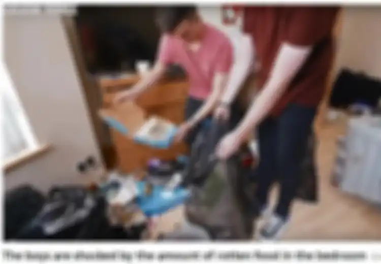 Pasangan Ini Tak Pernah Bersihkan Rumah dan Hidup di Atas Tumpukkan Sampah, Celana Berjamur Berserakan Dimana-mana, Bak 'Sultan', Cara Ini Lebih Mereka Pilih untuk Urusan Pakaian