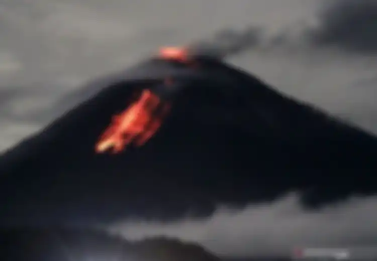 Konon Disebut ‘Paku Bumi’ Pulau Jawa Agar Tak Terombang-ambing Lagi di Tengah Lautan Luas dan Jadi Tempat Persemayaman Dewa Shiwa, Begini Proses Terjadinya Erupsi  Gunung Semeru Menurut Para Ahli