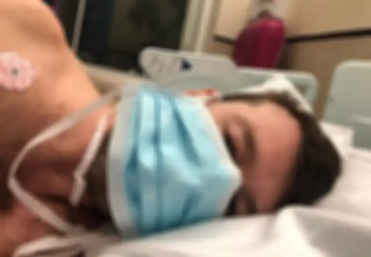 Berhasil Sembuh dari Corona, Pria Ini Ceritakan Sedihnya Menyaksikan Dua Orang yang Bersamanya Perlahan Meninggal Karena Virus Tersebut