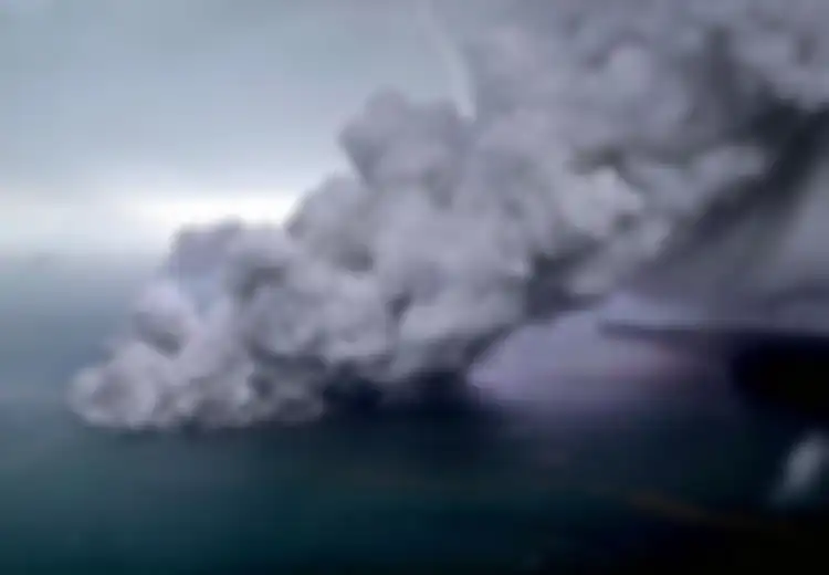 Dahsyatnya Bisa Sampai Ciptakan Tsunami yang Mencapai Selat Inggris, Beginilah Letusan Mengerikan Gunung Krakatau yang Sedang Diberitakan Dalam Kondisi Siaga III