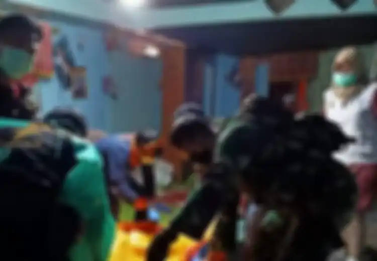 Sebuah Keluarga di Sulawesi Gorok Leher Anaknya Lalu Tampung Darahnya Untuk Ritual Hingga Alami Kesurupan, Tetangga Ungkapkan Fakta Ini