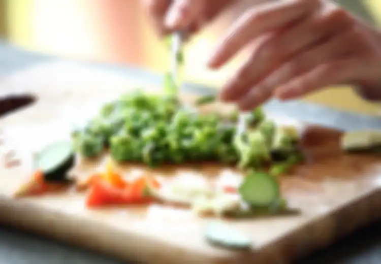 Hadapi Corona: Tidak Bisa Masak? Ini Tips Belajar Memasak, Mau Coba?