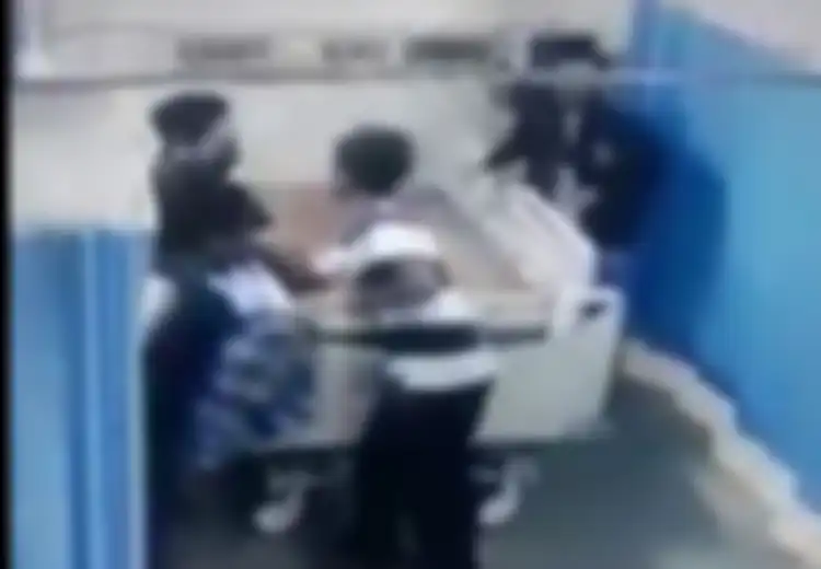 100 Orang Bersenjata Tajam Tiba-tiba Datangi RS Untuk Ambil Paksa Jenazah PDP Corona, Begini Reaksi Pengurus Rumah Sakit: 'Apa Mau Diperbuat?'