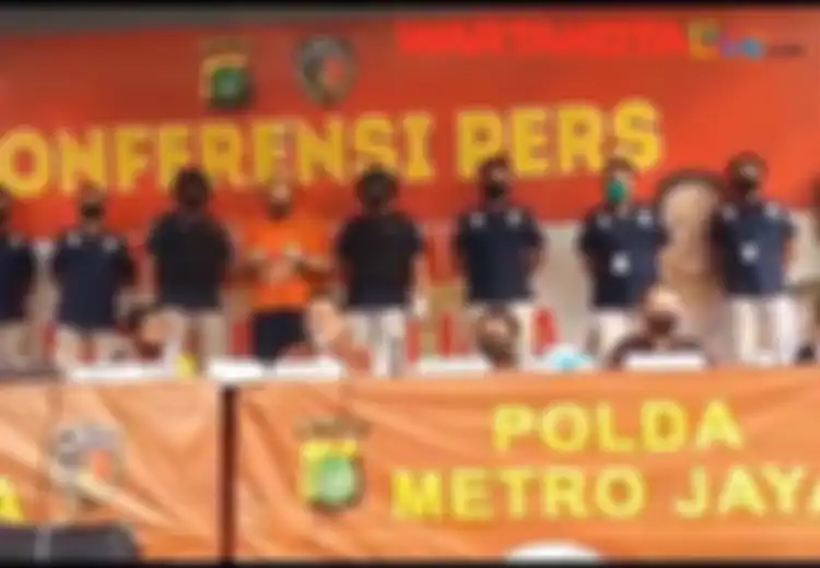 Cabuli Lebih dari 300 Anak Indonesia dan Pukuli Mereka yang Tak Mau Berhubungan Seks Dengannya, Bule Prancis Ini Ditangkap Polisi dan Terancam Hukuman Mati