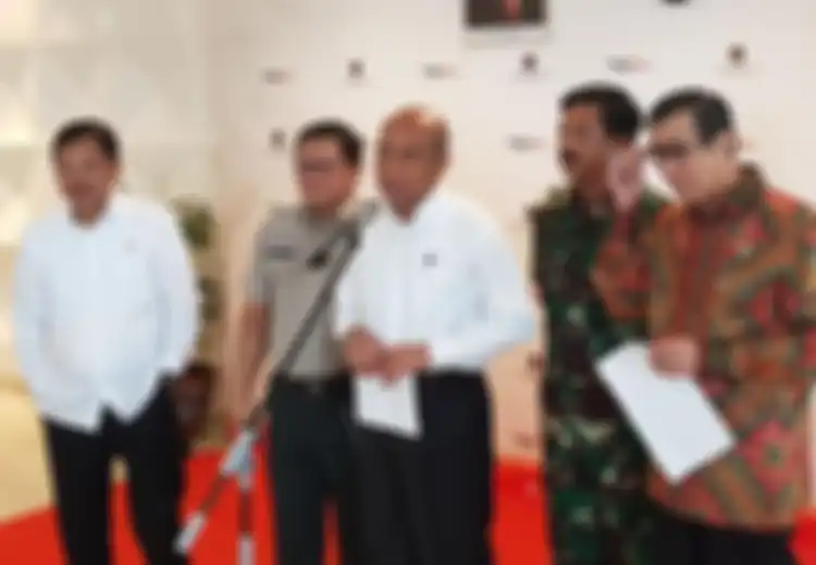 Masuk Jajaran Menteri yang Paling Layak Didepak, Sosok Ini Malah Disebut Sebagai Kesayangan Jokowi, Bahkan Diklaim Mustahil Kena 'Reshuffle'